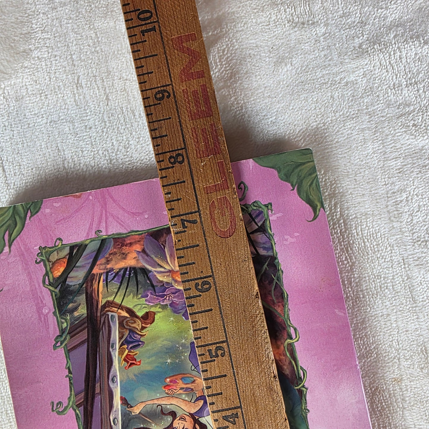 Disney Fairies A Masterpiece for Bess PB 2006 Lara Bergen Pixie Hollow Book