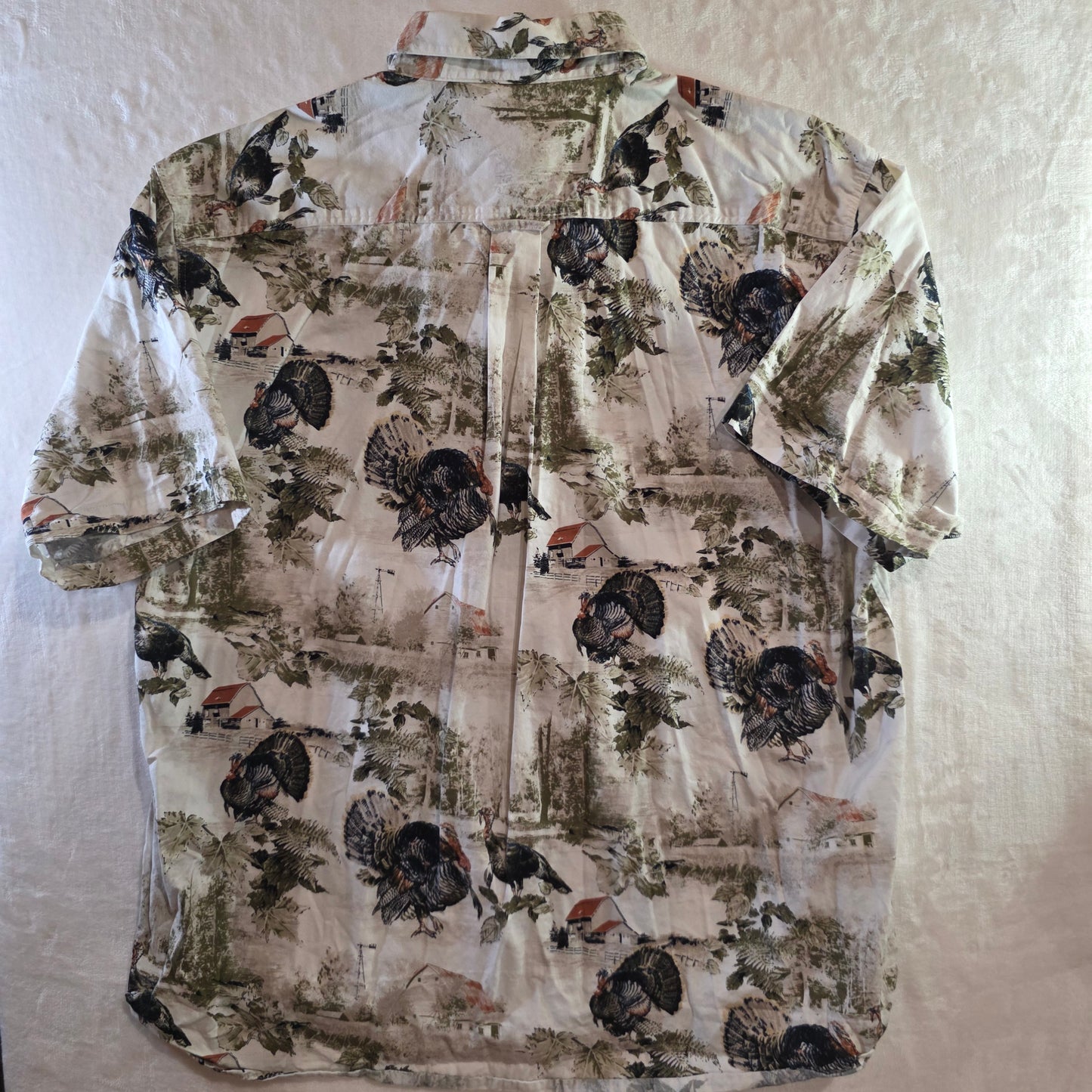 Clearwater Outfitters Men’s Short Sleeve Button Down Shirt Size L All Over Pheasant Prairie House Print