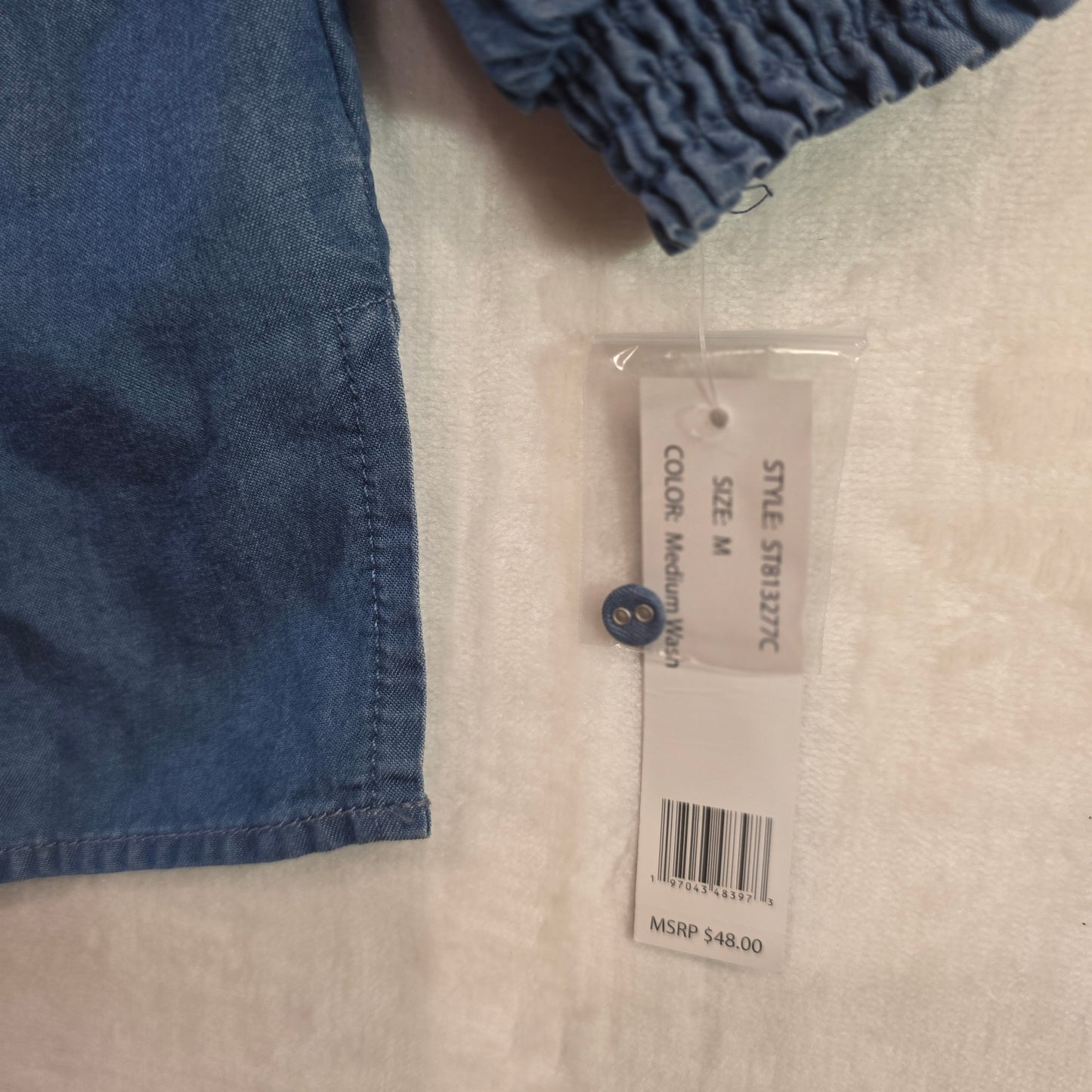 Zac & Rachel Women’s Solid Button Down Top NWT Size Medium Wash, Size M