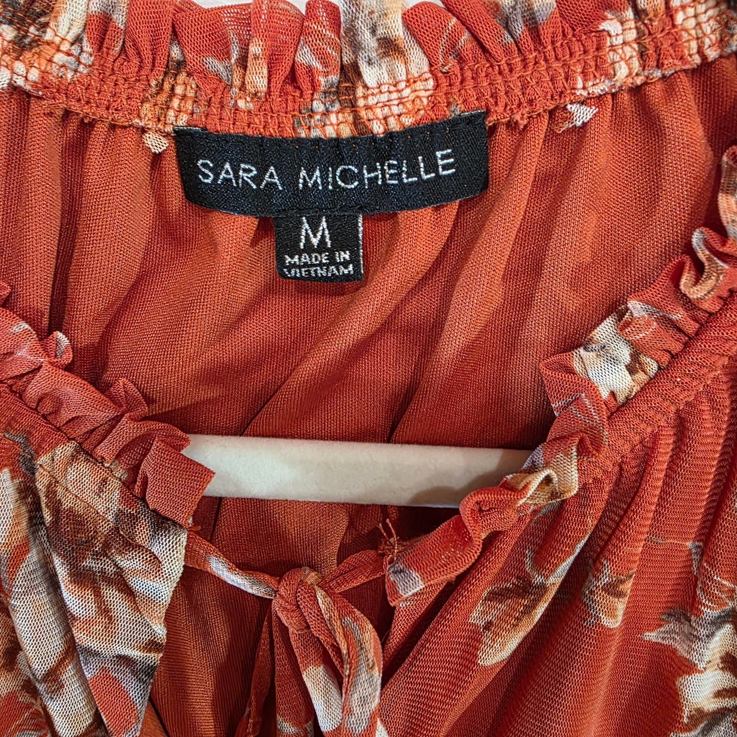 Sara Michelle Blouse NWT Burnt Orange Floral Top Women’s size M