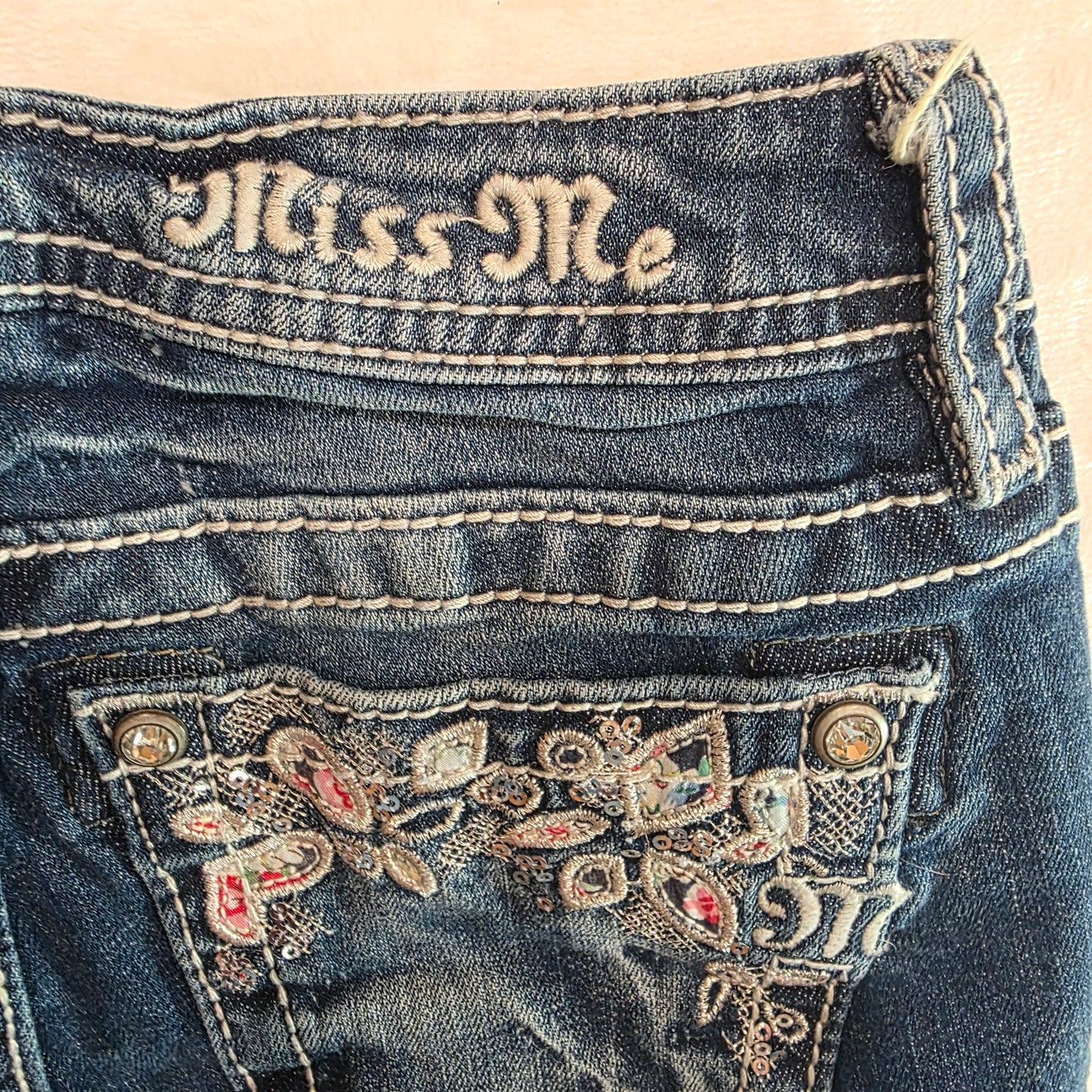 Miss Me Girls Jeans Size 10 Cuffed Capri Med Wash Rhinestone & Embroidered Design