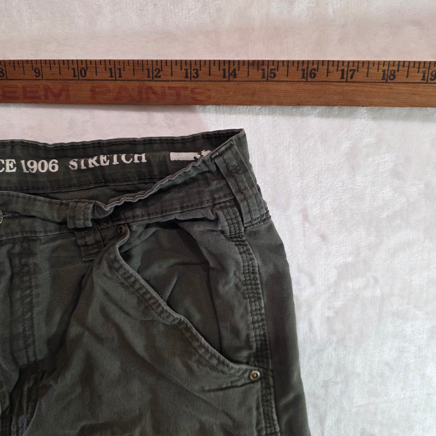 Smith’s Workwear Cargo Shorts M Size 32W Olive Regular Fit Cotton Blend