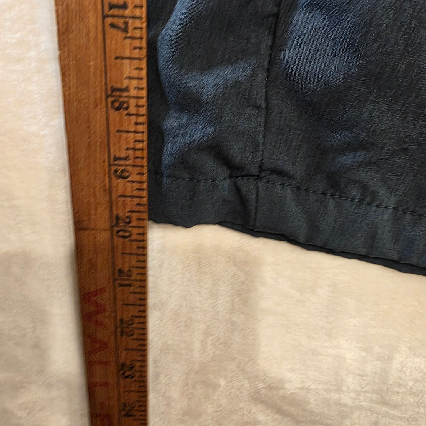 Kenneth Cole Shorts M Size 32 Navy Slim Fit Stretch Lightweight Tech