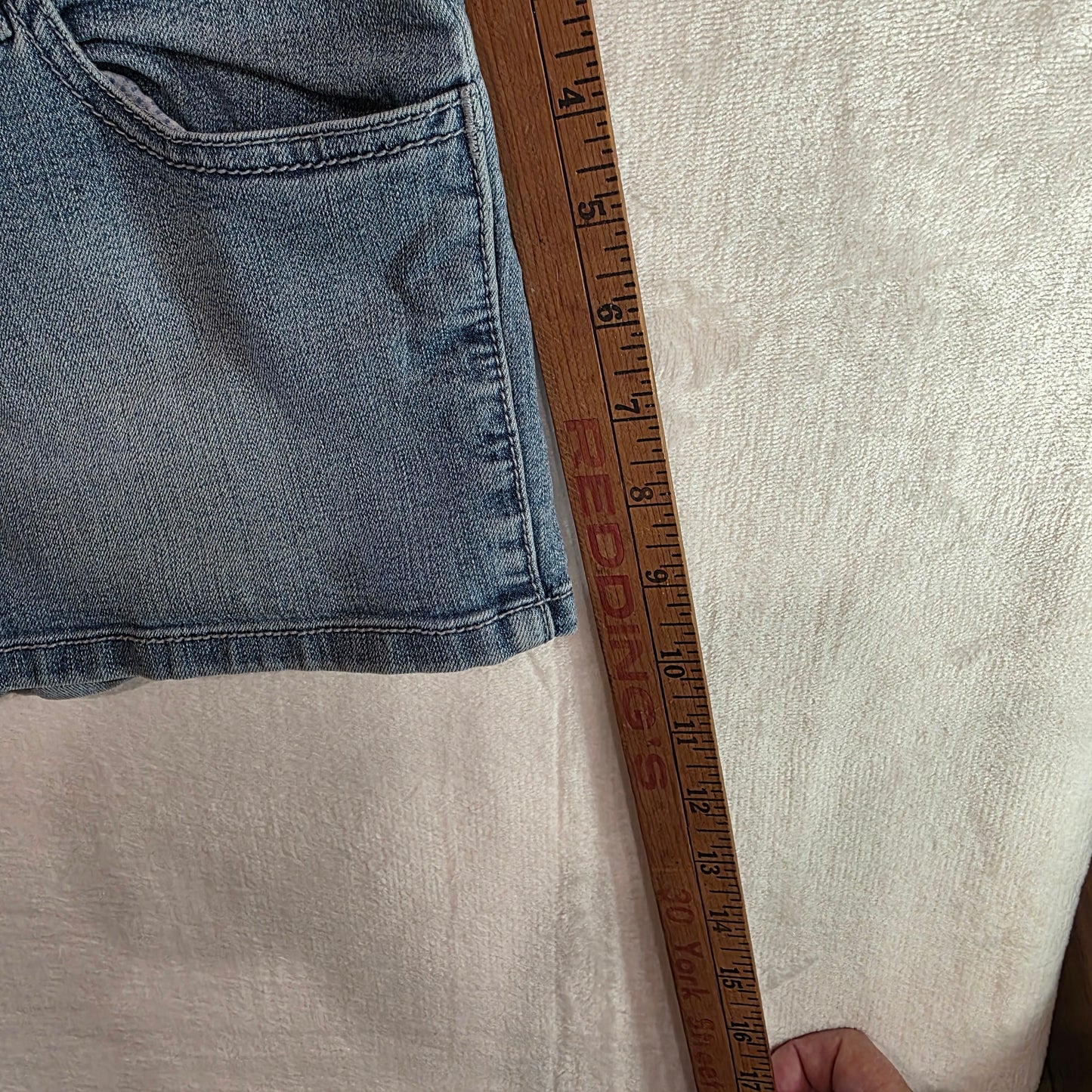 Forever 21 Women’s Size 28 Waist Blue Jean Denim Shorts
