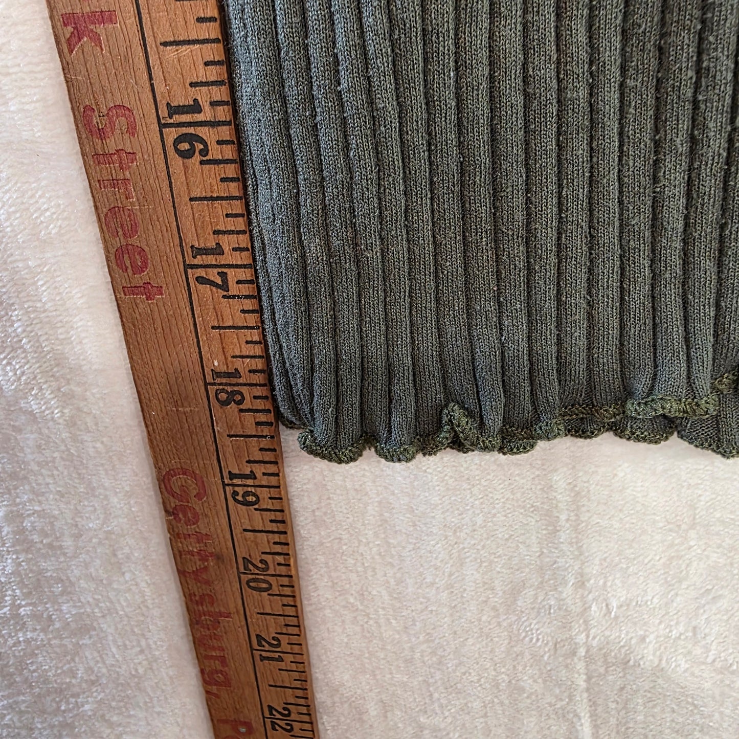 LA Gold Ribbed Shirt Forest Green Size Unknown