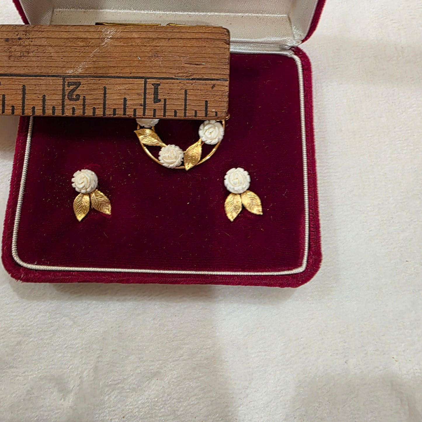 Karen Lynn Vintage Rose Broche and Screw on Earrings. 12k Gold Filled. Screw On. Gift for Her, Wedding Earrings, Something Old, Birthday Gift, Gift for Women