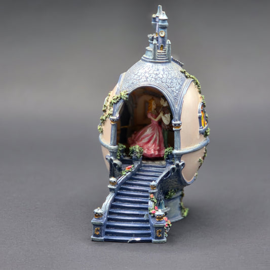 Enchanted Waltz Cinderella Carriage Castle Figurine Limited Edition No 8242