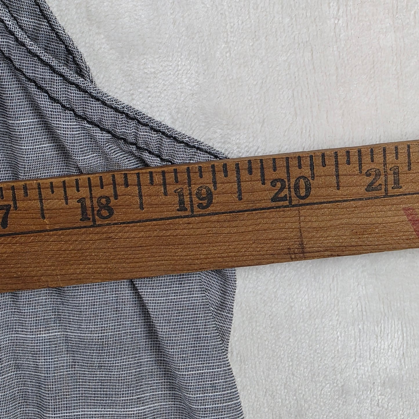 Harley Davidson Womens 2XL Sleeveless Button Front Shirt Gray Eagle Back Logo