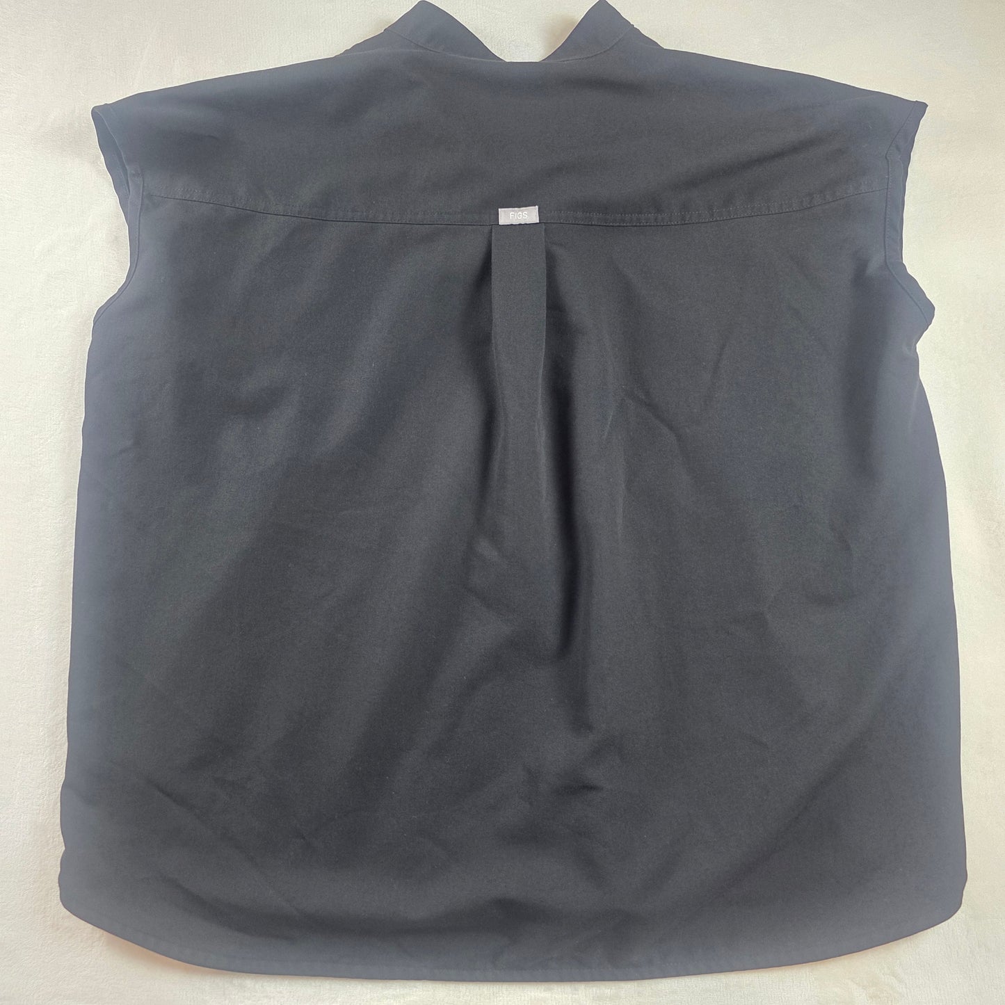 FIGS Black Scrub Bundle 2 Large Tops 1 Large Jogger Pants Technical Collection