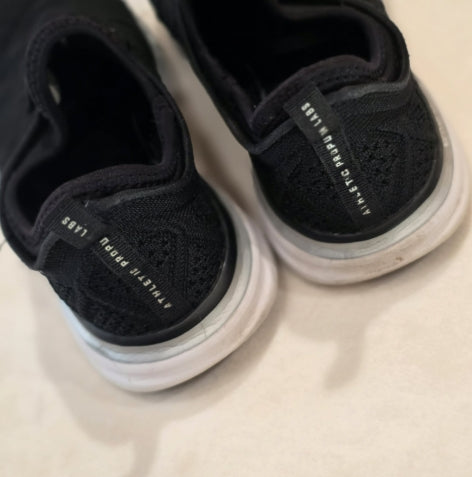 APL TechLoom Phantom Women’s 8.5 Black Knit Athletic Running Sneakers