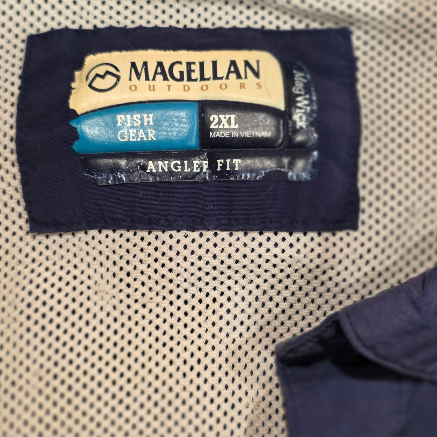 Magellan Fish Gear Angler Fit Shirt 2XL Navy Fishing Vented Short Sleeve Outdoor