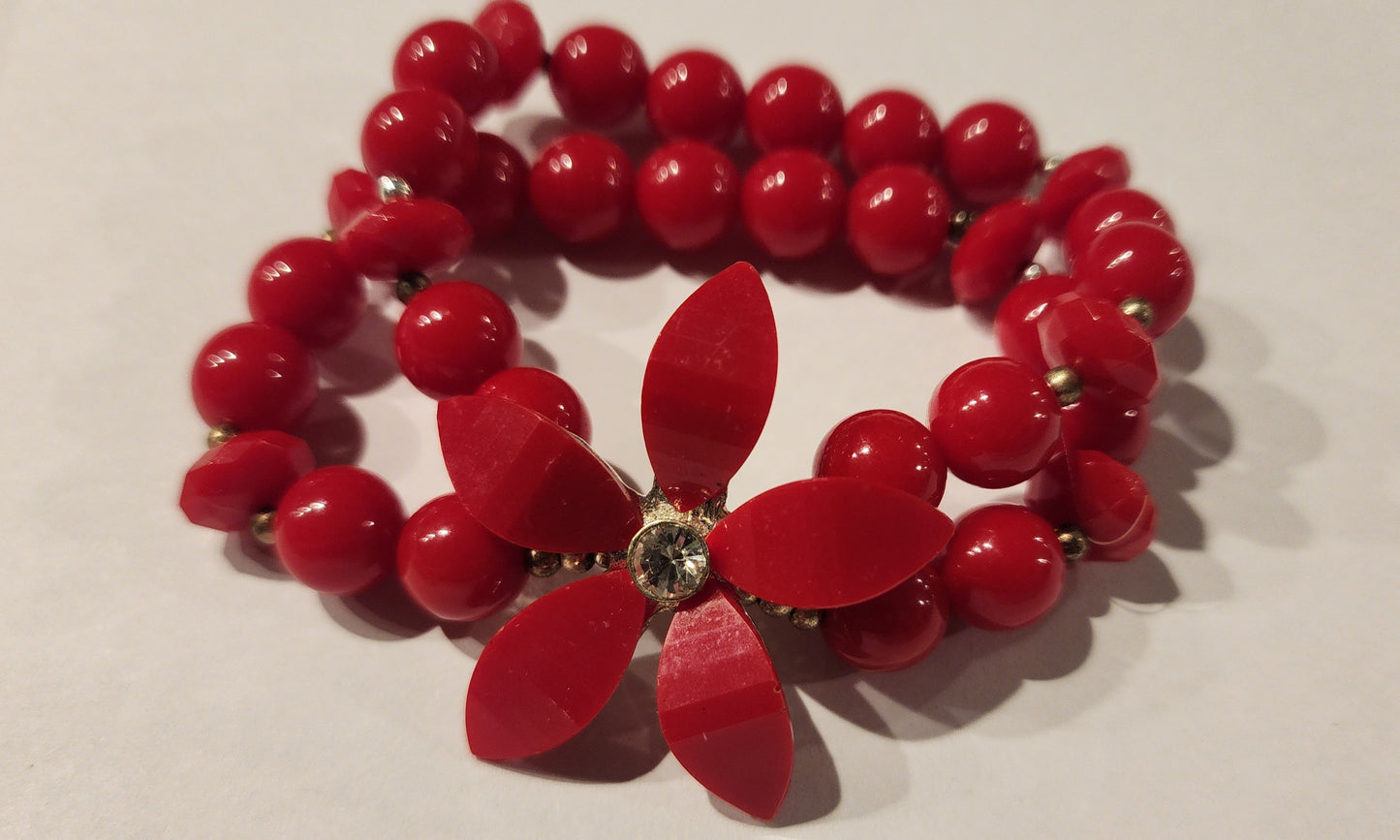 Vintage Red Beaded Flower Stretch Bracelet – Valentine’s Gift
