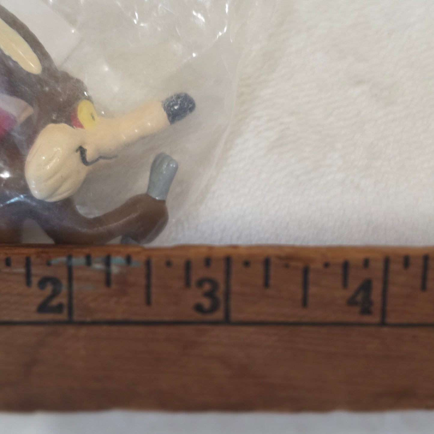 Vintage Looney Tunes Wile E Coyote Shell Gas Collectible Figurine Toy 1990 WB NIP