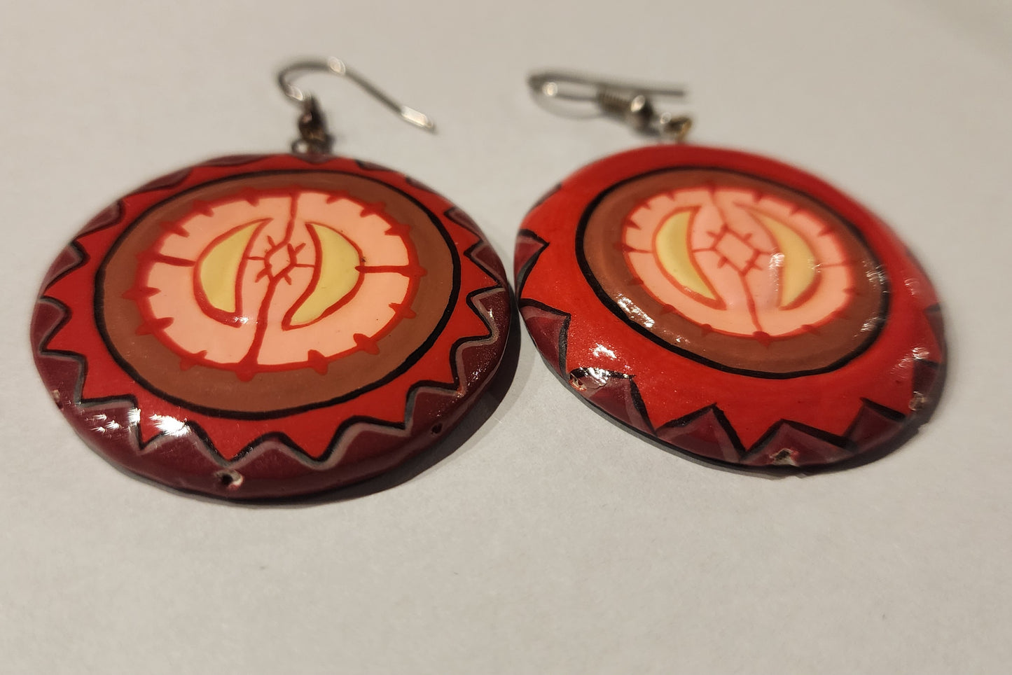 Vintage Red Round Dangle Earrings Hand-Painted Folk Art Style