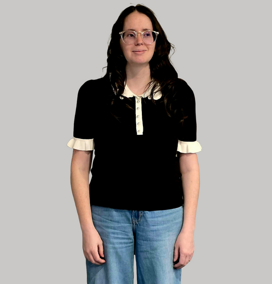 CeCe Black Preppy Knit Top w/ Ruffle Collar & Pearl Buttons – NWT Women’s Size Small