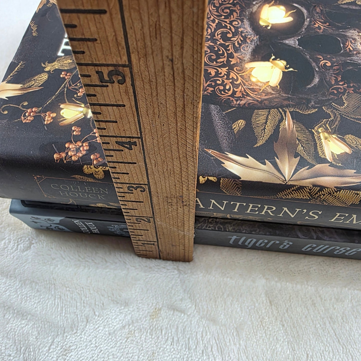 Colleen Houck Fantasy Collection | The Lantern’s Ember & Tiger’s Curse