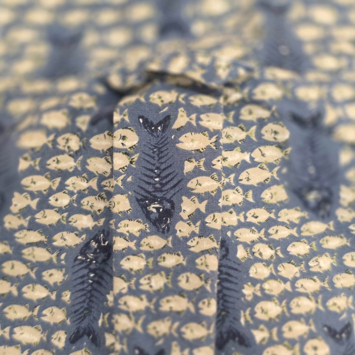 Columbia Sportswear XXL Fish Print Button Up Shirt Mens Blue Fishing Casual Cotton