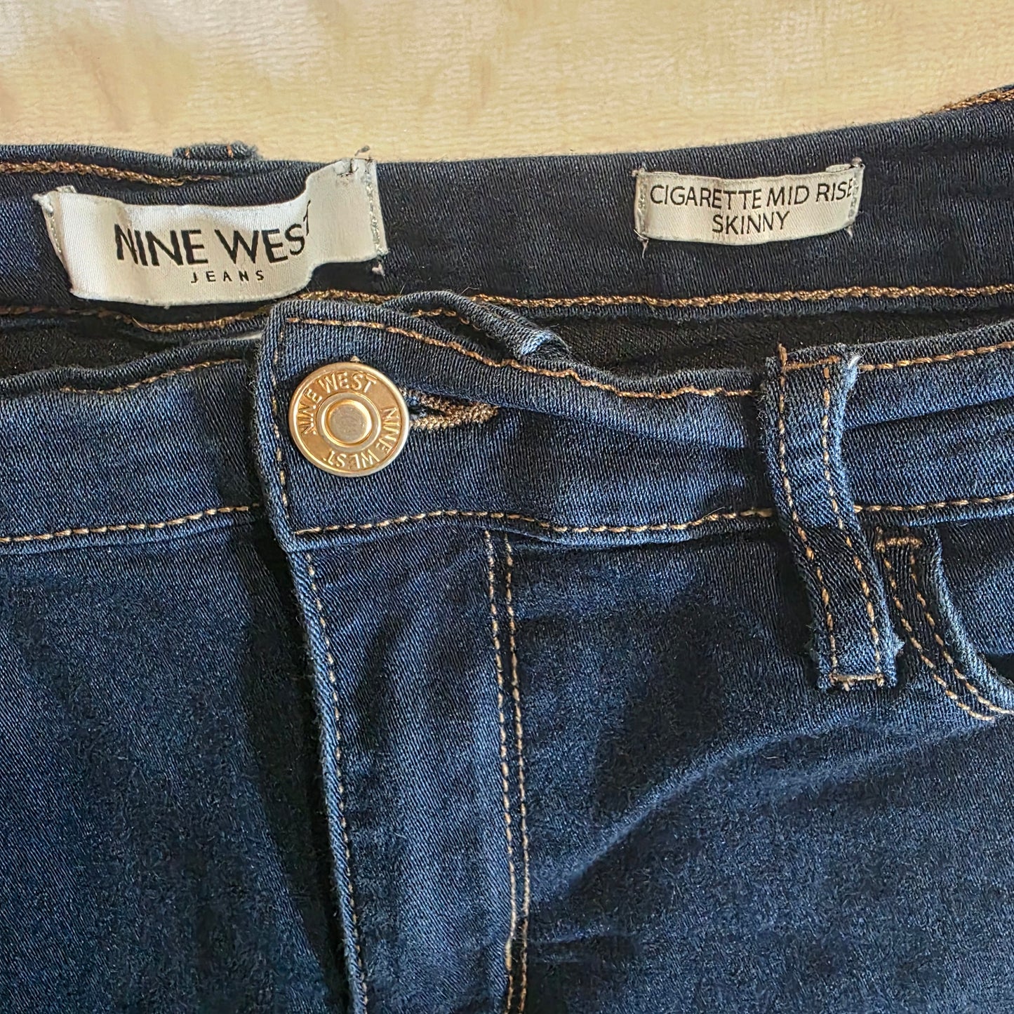 Nine West Jeans Women’s Cigarette Mid Rise Skinny Size 6 Dark Blue