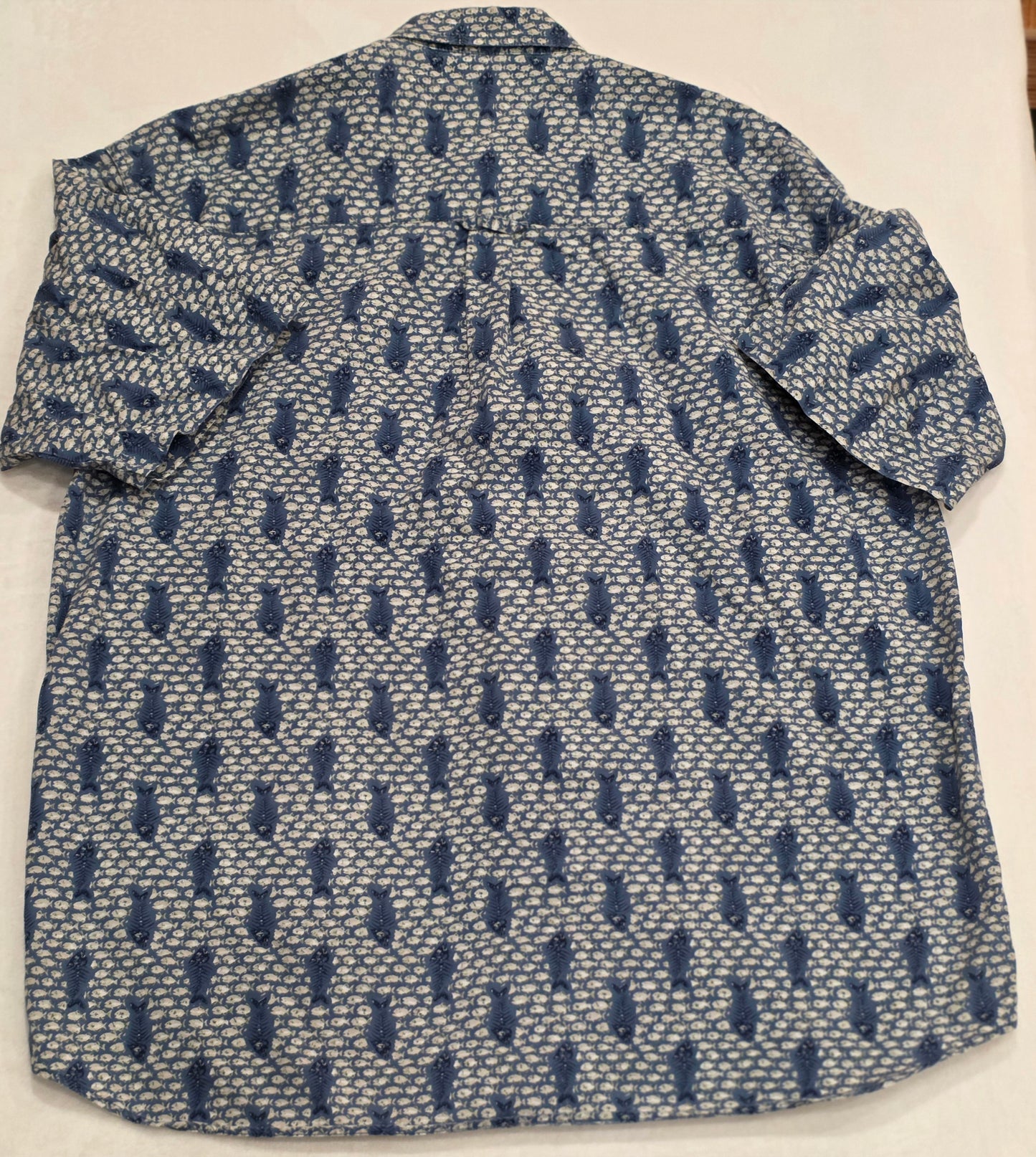 Columbia Sportswear XXL Fish Print Button Up Shirt Mens Blue Fishing Casual Cotton