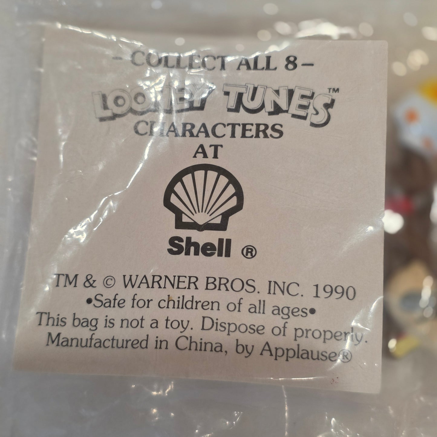 Vintage Looney Tunes Wile E Coyote Shell Gas Collectible Figurine Toy 1990 WB NIP