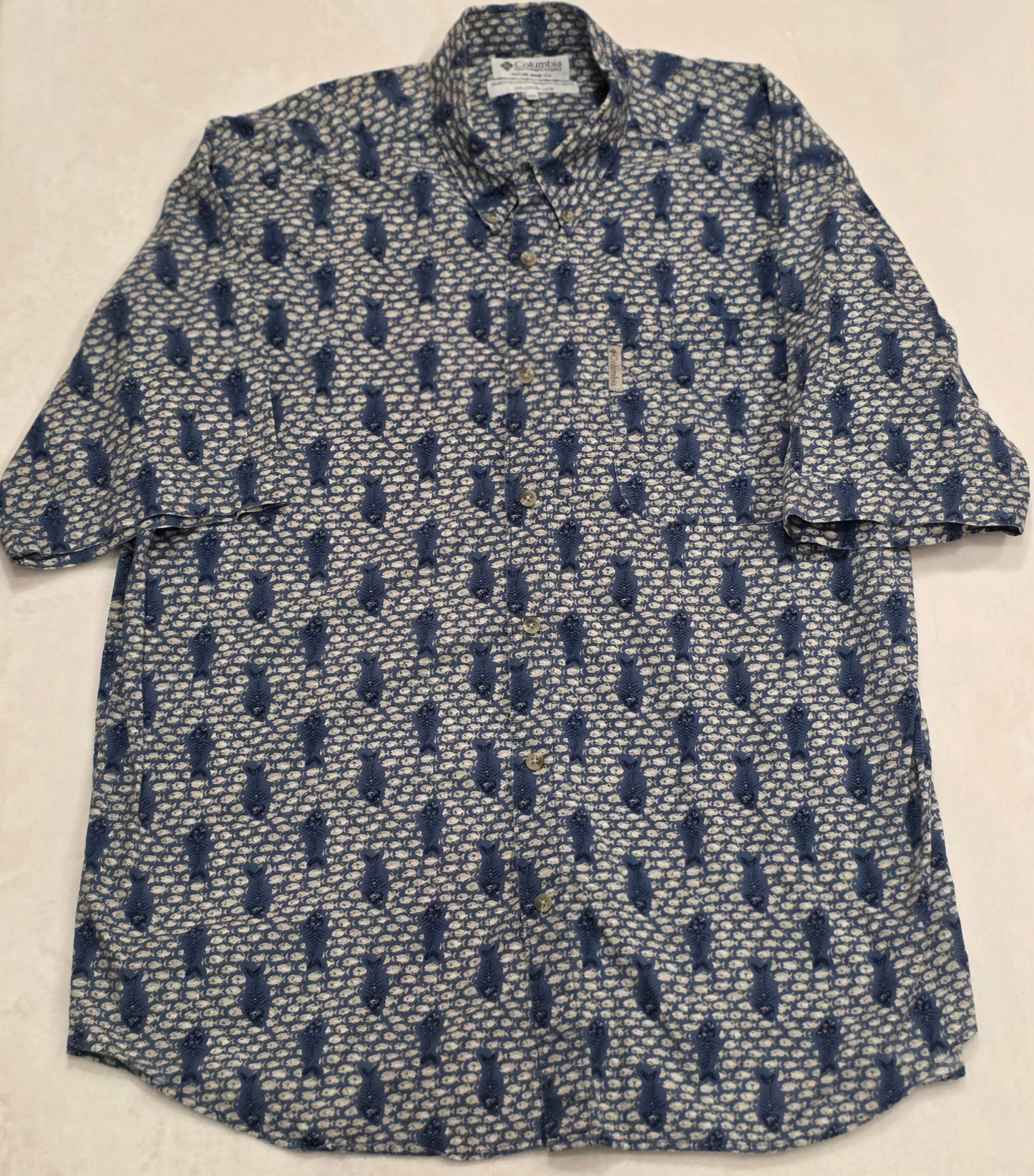 Columbia Sportswear XXL Fish Print Button Up Shirt Mens Blue Fishing Casual Cotton
