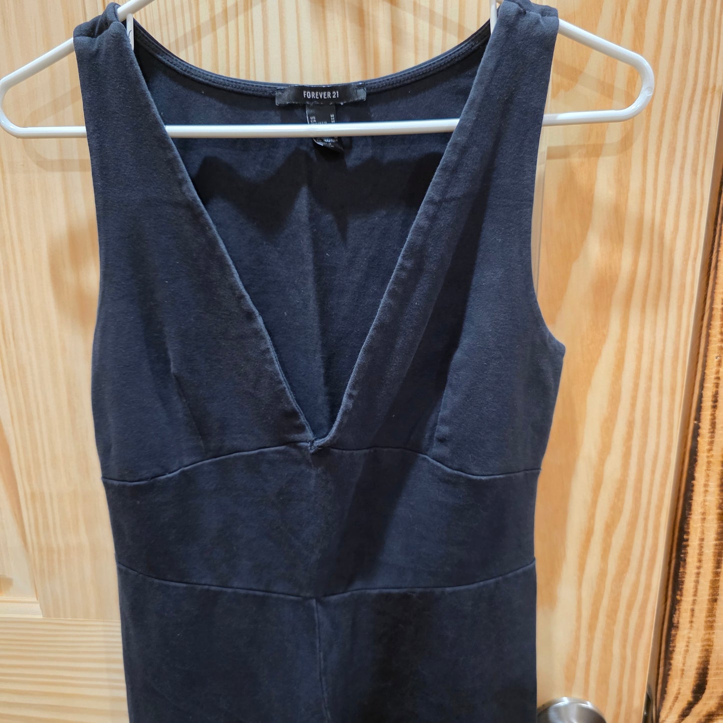 Forever 21 Jumpsuit Women’s Size Medium Black Unitard One Piece Skinny Leg