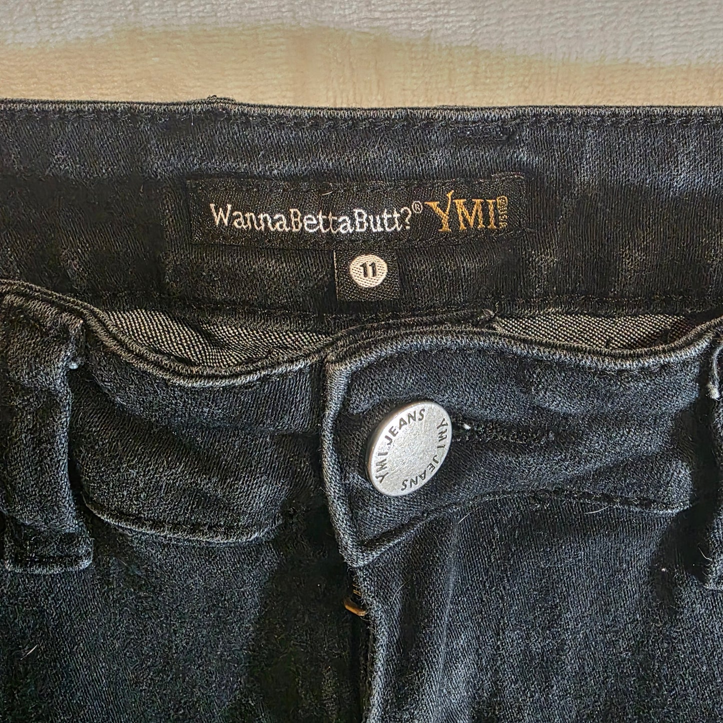 YMI Black Skinny Denim Jeans Women’s Size 11 Mid Rise Inseam 27”