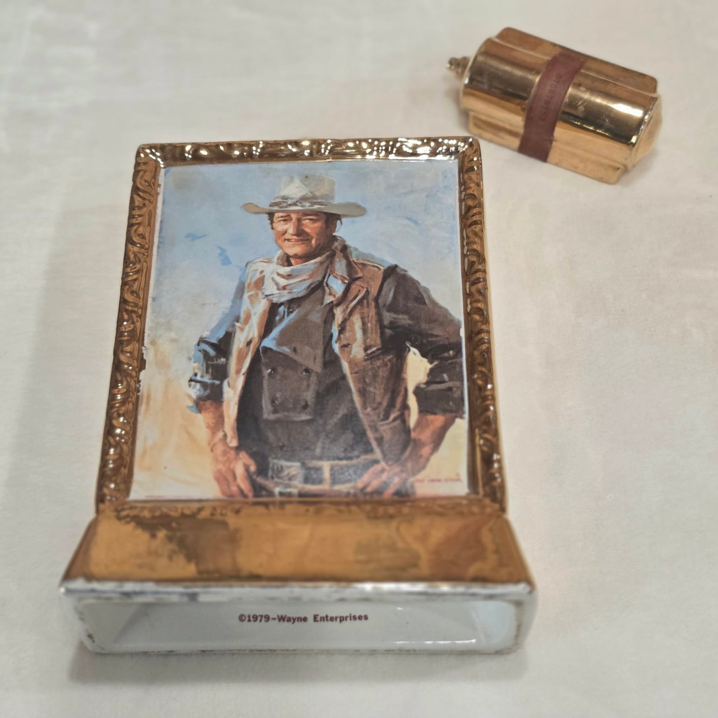 1979 John Wayne Limited Edition 23K Gold Ceramic Decanter Empty w/ Box & Stopper