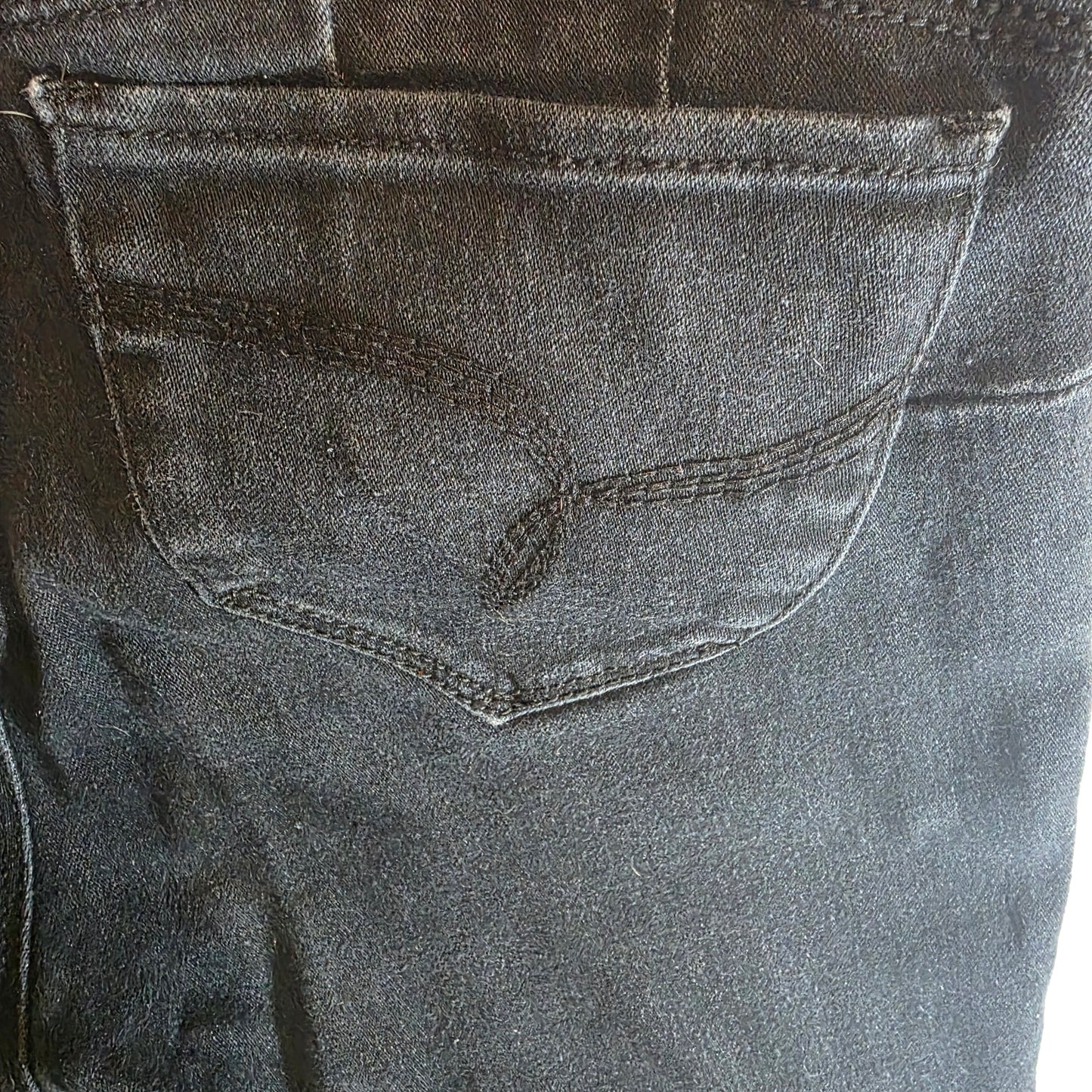 YMI Black Skinny Denim Jeans Women’s Size 11 Mid Rise Inseam 27”