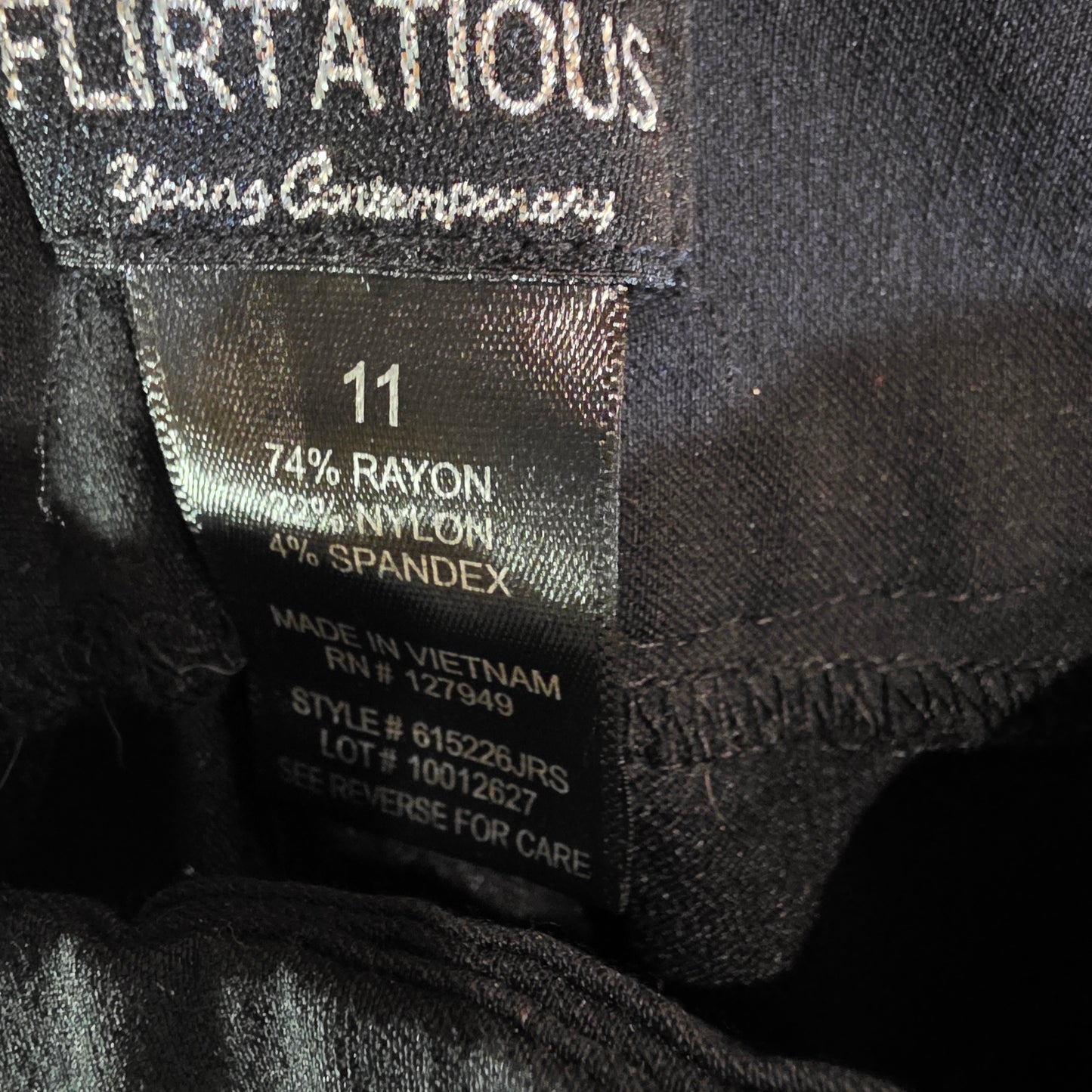 Flirtatious Young Company Women’s Black Pants Size 11 Stretchable