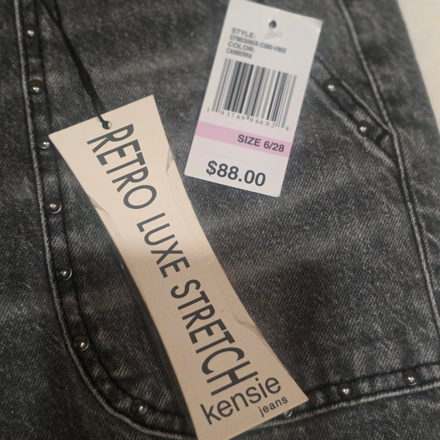 Kensie Jeans Georgia High Rise Flare Size 6 NWT Black Wash Studded Retro Luxe Stretch