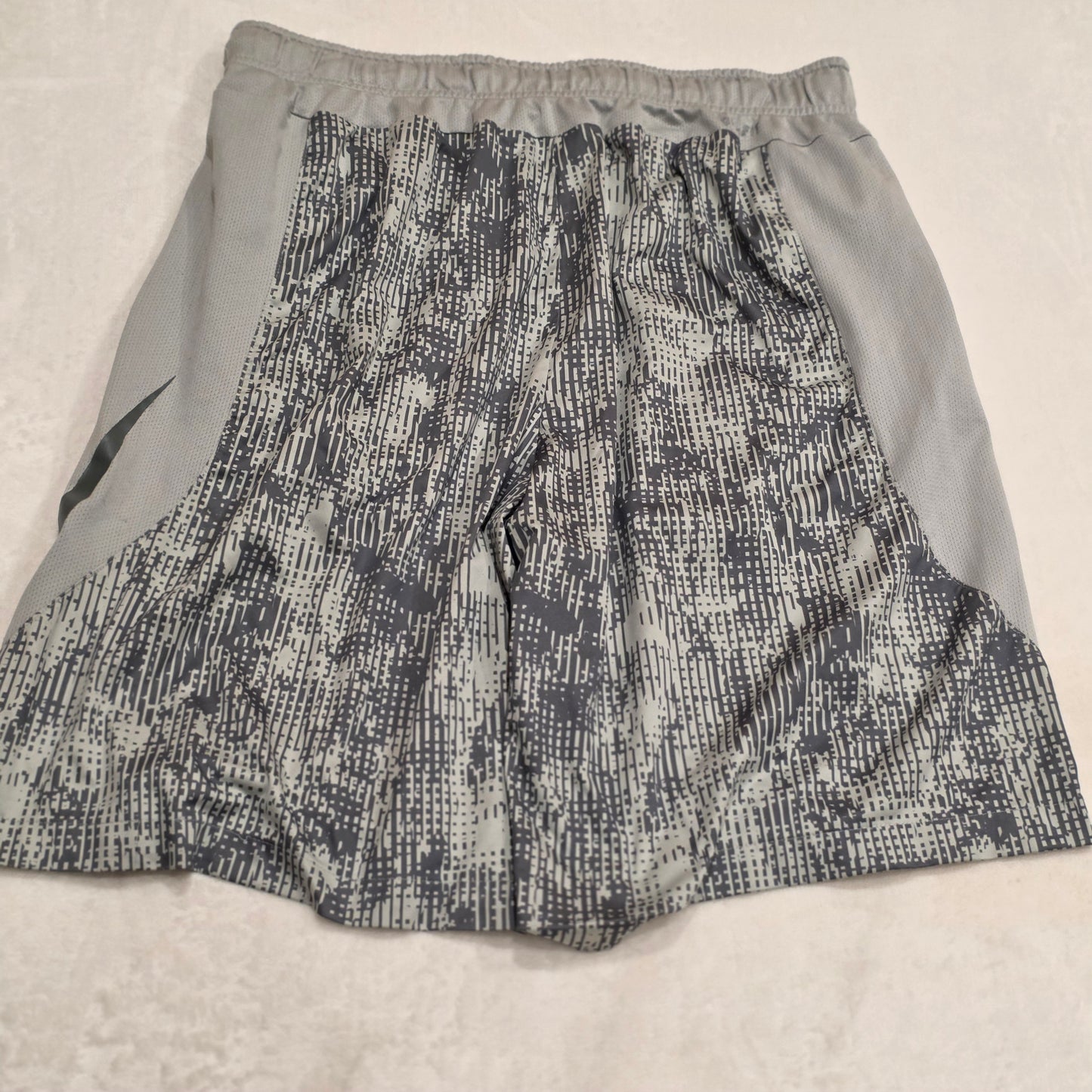 Nike Dri-FIT Shorts Mens Large Gray Athletic Running Gym Basketball Lightweight