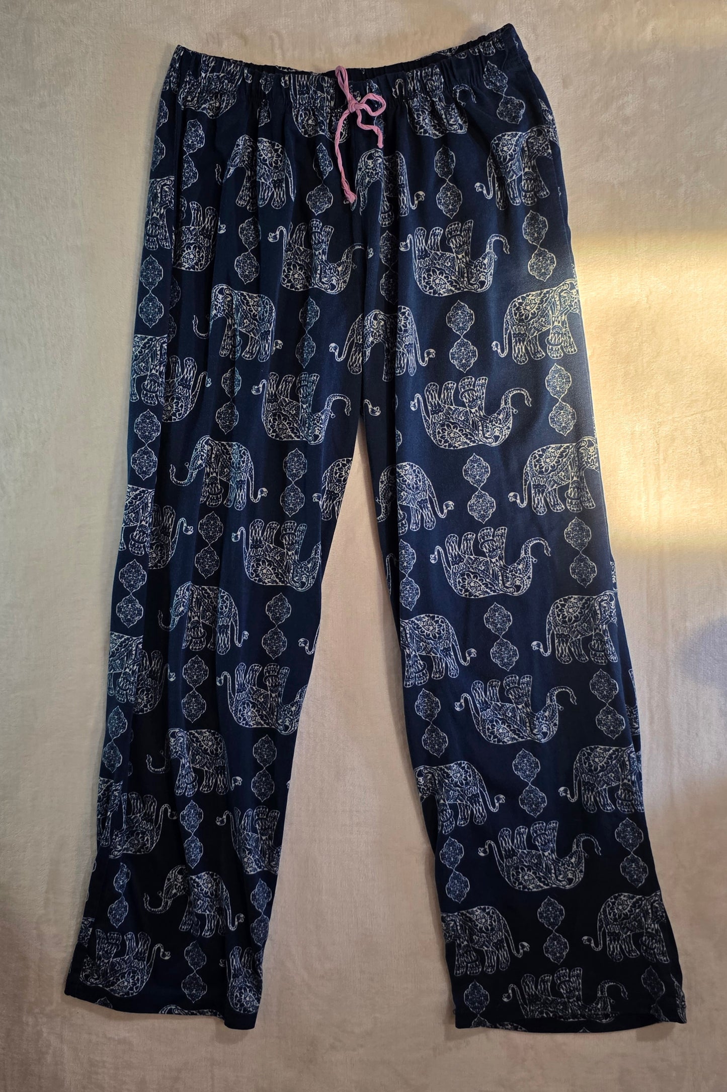 Bobby Brooks Sleepwear Women’s Size S Pajama Pants Elephant Pattern