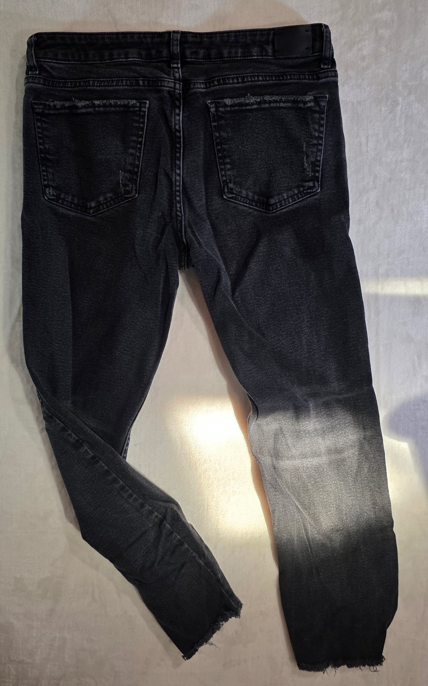 Zara Authentic Denim by TRF Women’s S 6 Jeans Distressed Black