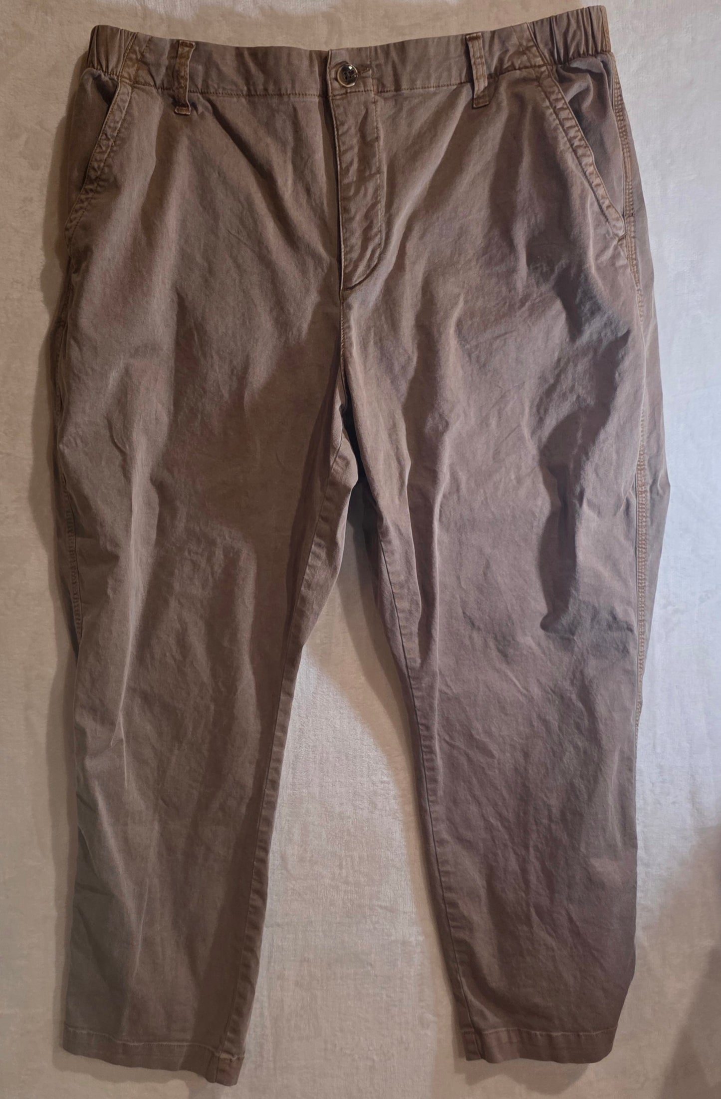 Old Navy Women’s Khaki Pants Size XL|Elastic Band Waist|Relaxed Fit
