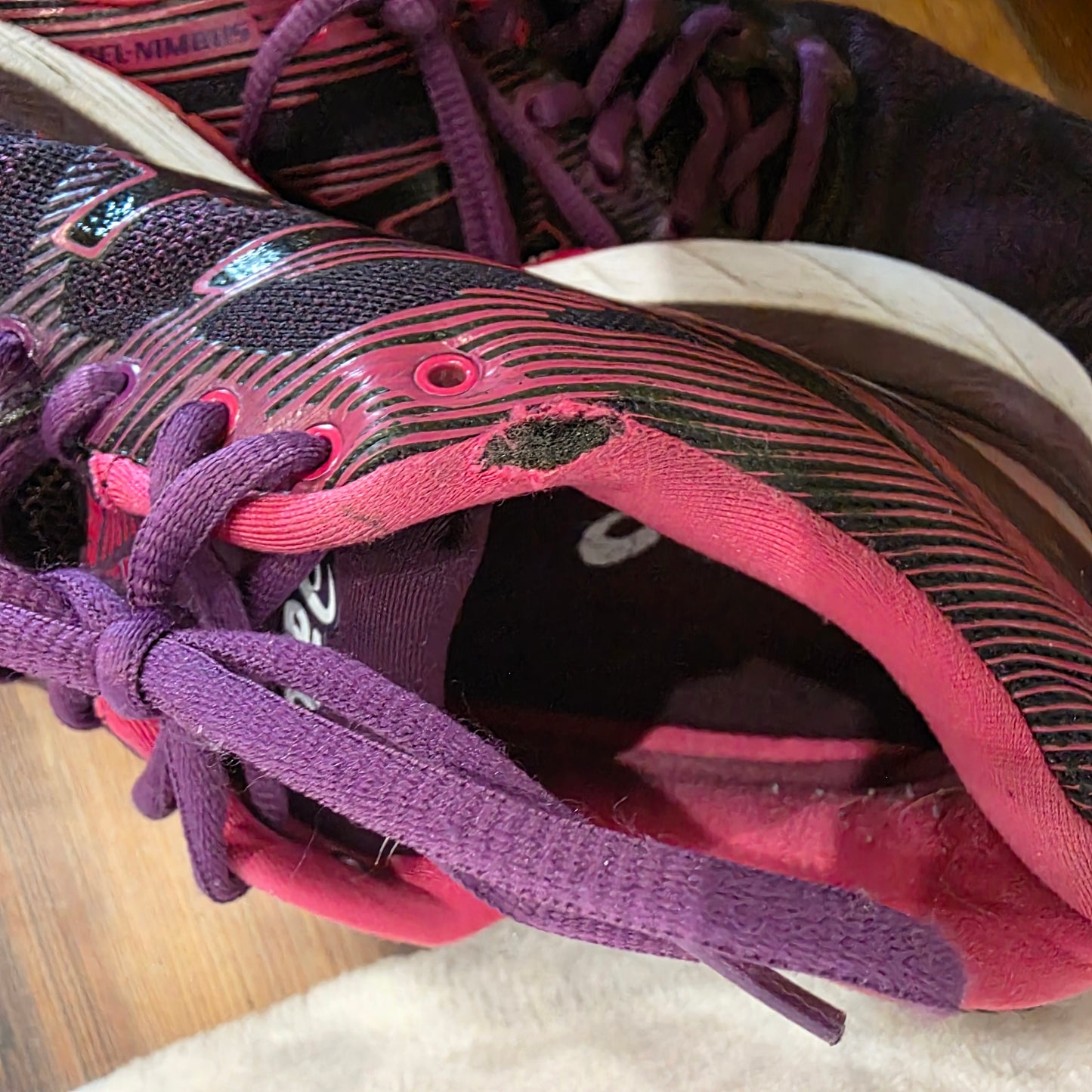 Women’s ASICS Gel-Nimbus 19 Black|Cosmo Pink|Winter Bloom Running Shoes US 7
