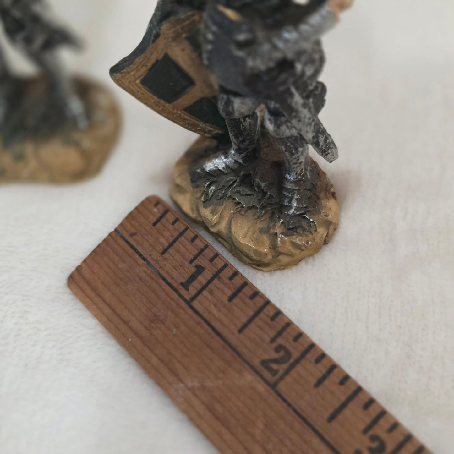 Set of 4 Medieval Knight Figurines – Hand Painted Armor Soldiers