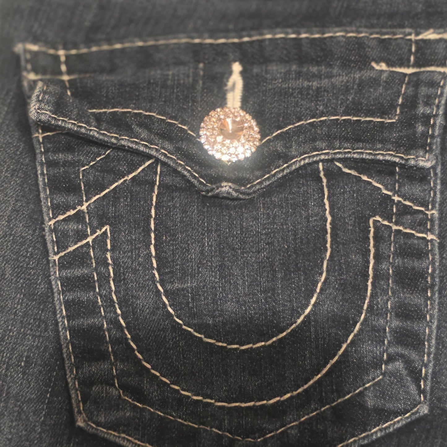 True Religion Brand Jeans Womens Size 31 Made in USA Dark Wash Flare Rhinestone Button Y2K