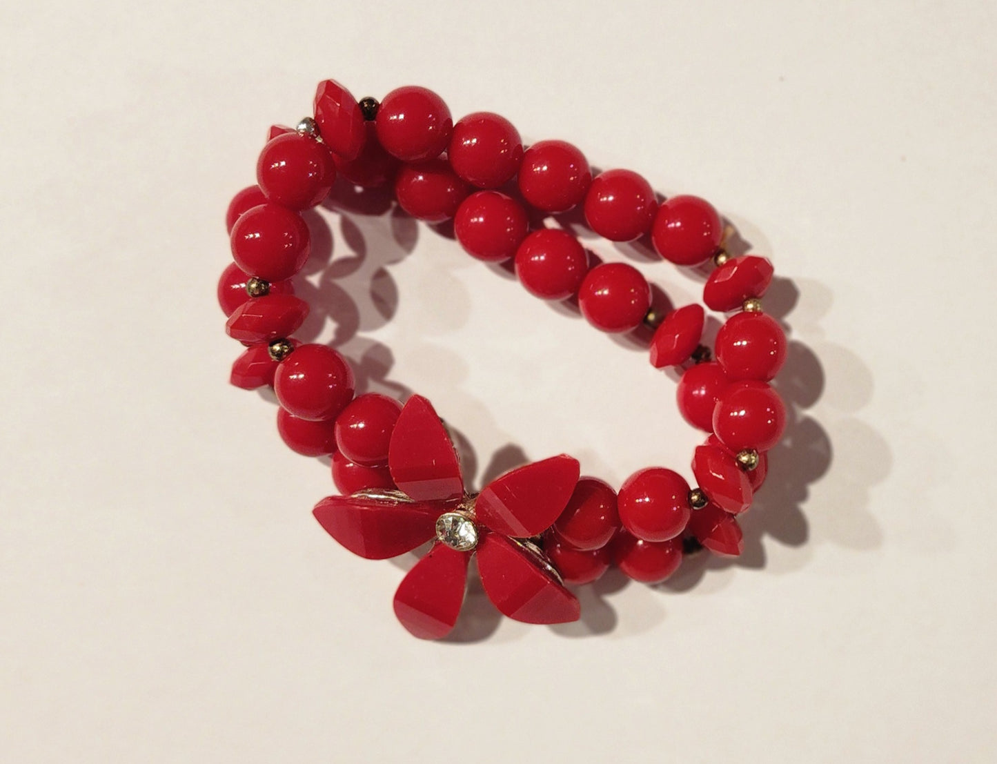Vintage Red Beaded Flower Stretch Bracelet – Valentine’s Gift