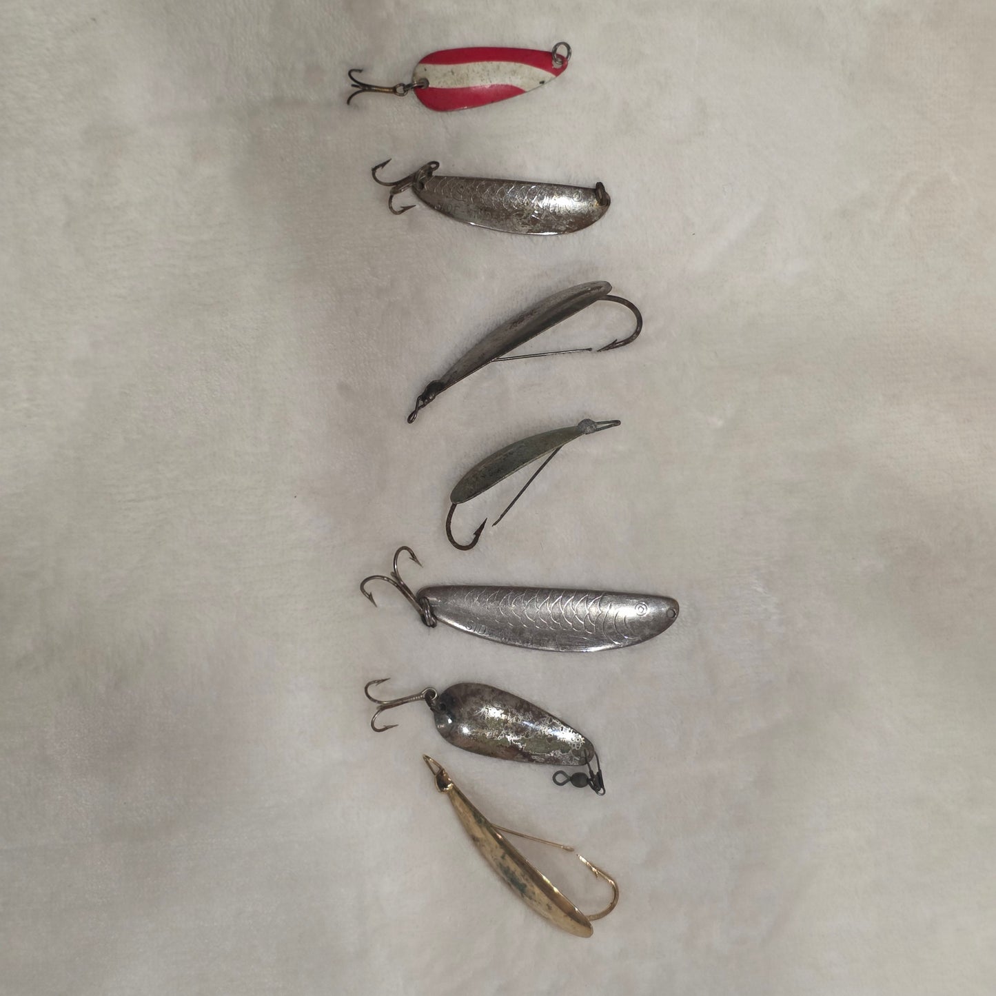 Vintage Fishing Lure Lot – Mixed Wooden Plugs, Spinners & Spoons – Classic Freshwater Tackle