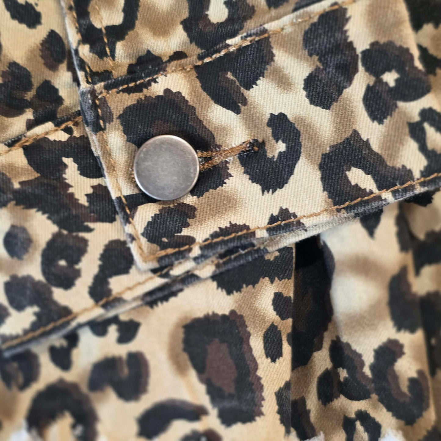 Coco + Carmen Leopard Print Peplum Jacket Raw Hem Women’s L/XL